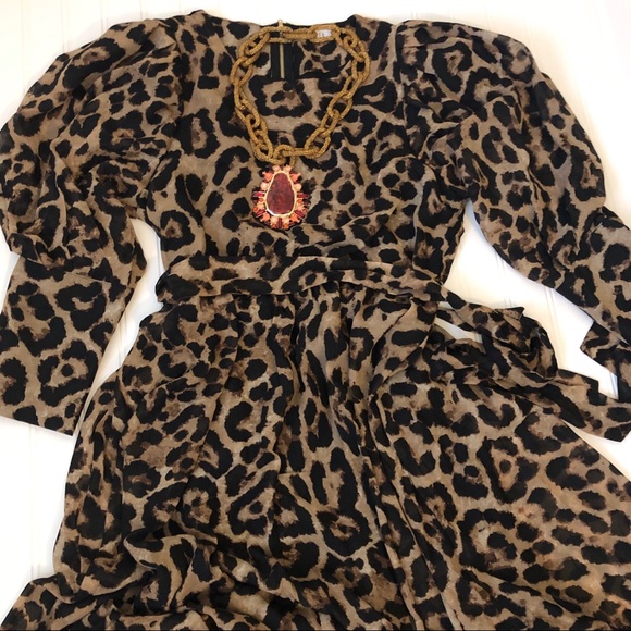 🎉🌹🍾HOST PICK Flared Bottom Dress - Picture 3 of 7